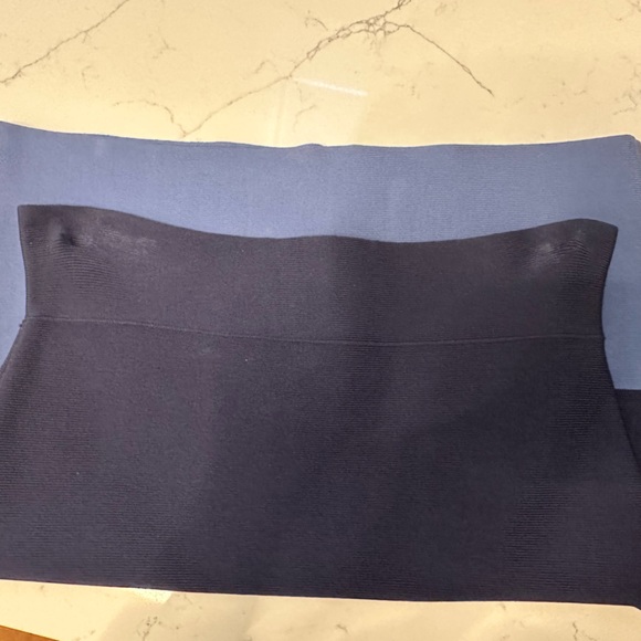 BCBG bodycon skirt - Picture 5 of 5